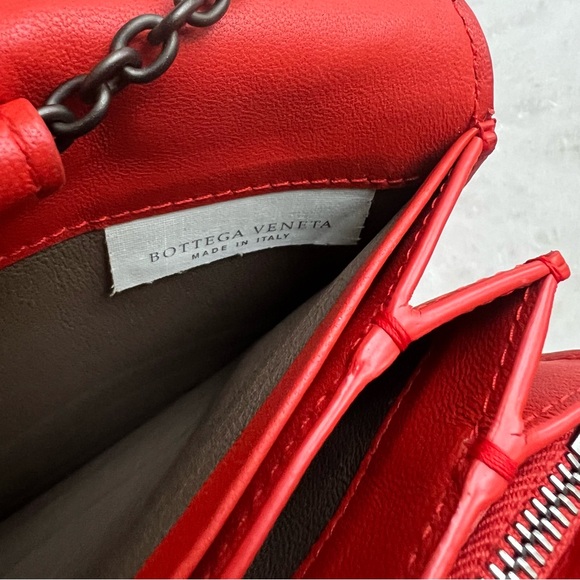 Bottega Veneta Intrecciato Red Woven Leather Clutch Purse - Picture 12 of 14